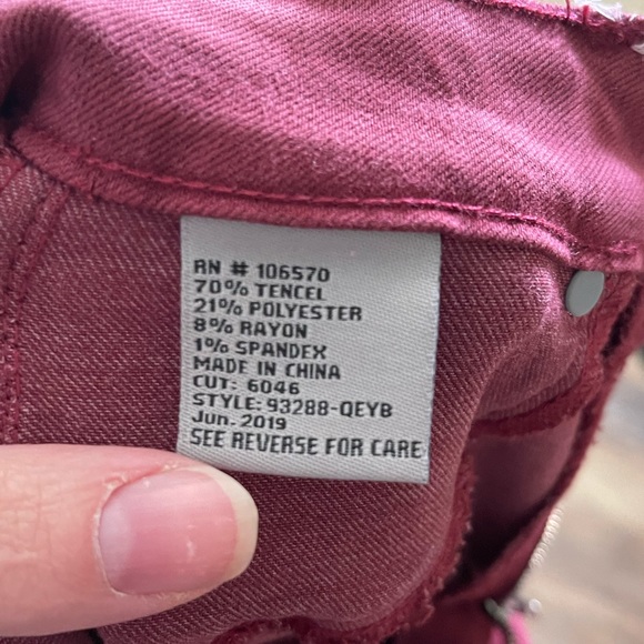 Tractr Skinny Pants - Picture 6 of 6